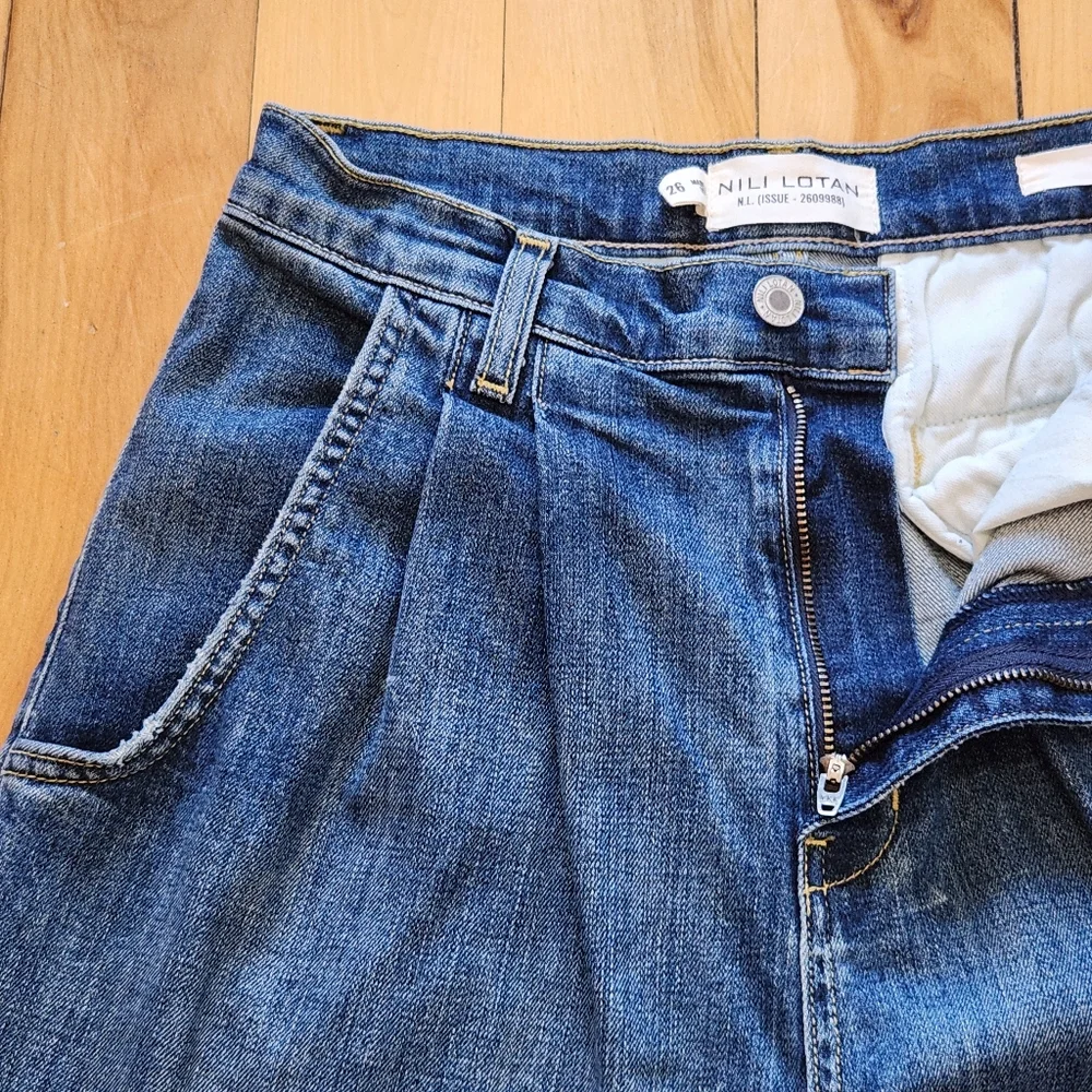 Nili Lotan Flora Pleated Wide Leg Jean - 26 - Picture 5 of 11